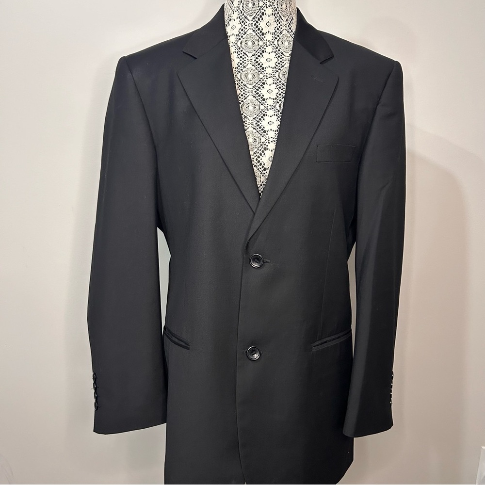Giorgio Armani Men’s black wool suit jacket size 52